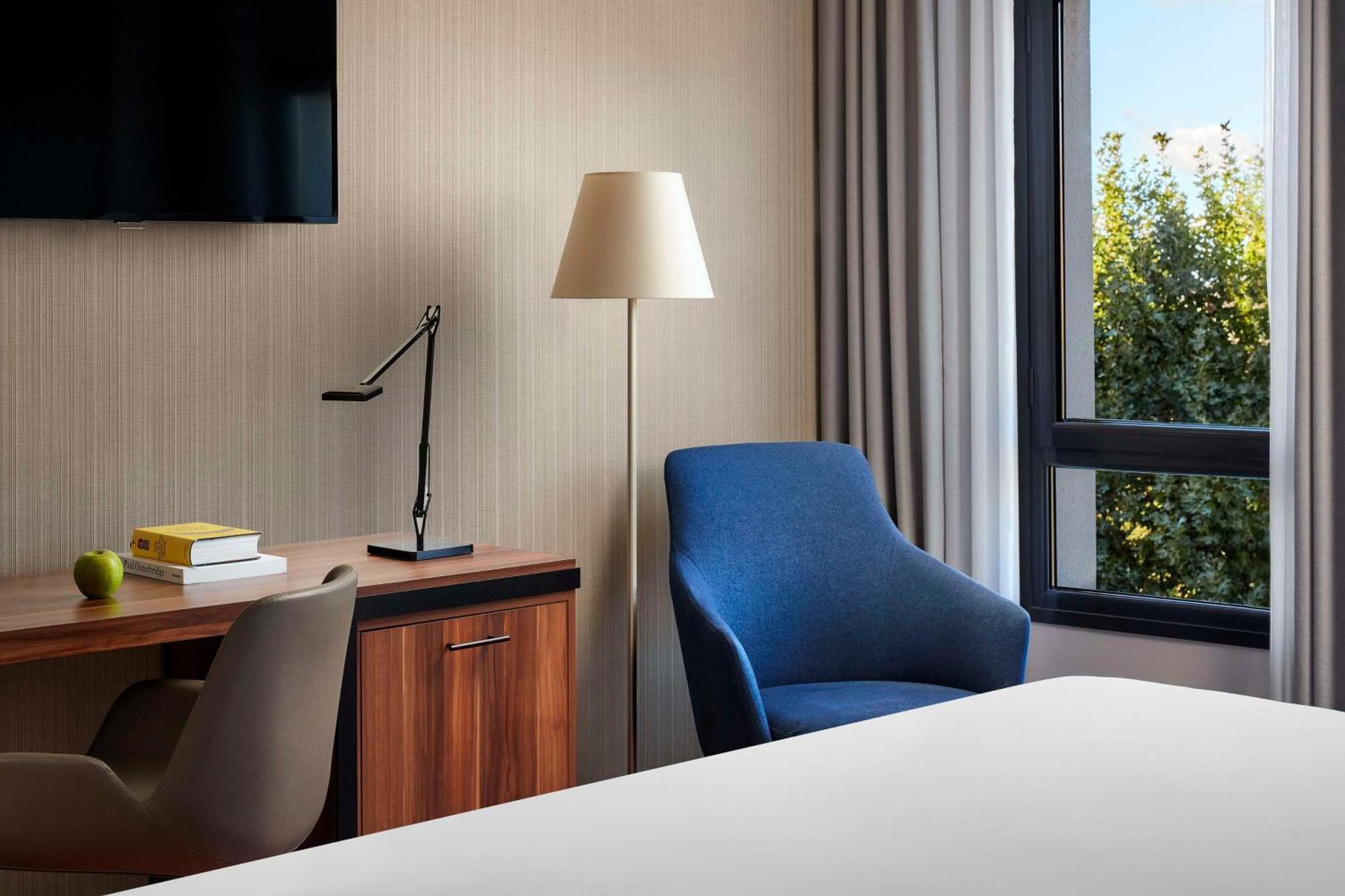 Nh Ciudad De Cuenca Hotel Cuenca  Kültér fotó