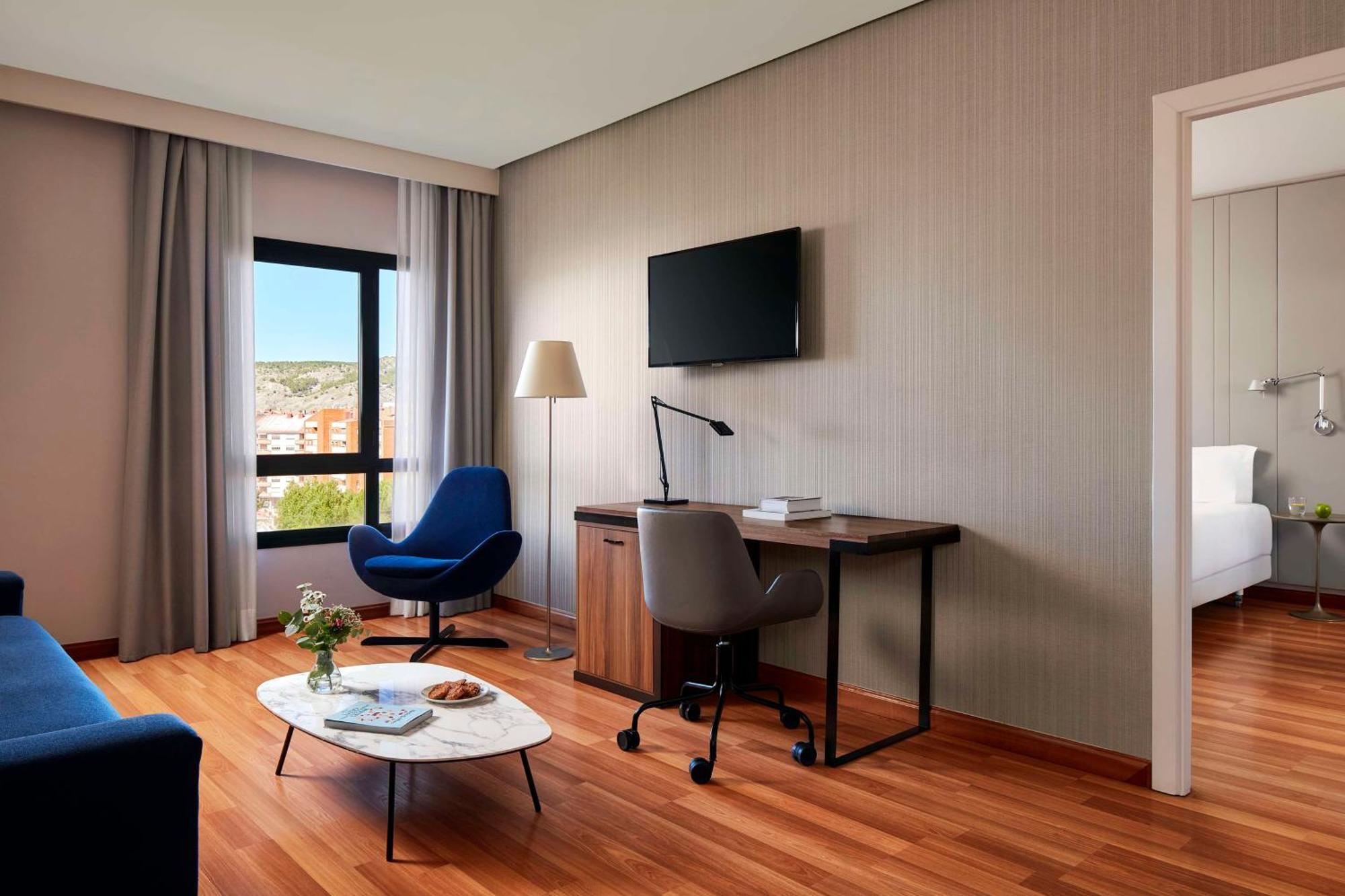 Nh Ciudad De Cuenca Hotel Cuenca  Kültér fotó
