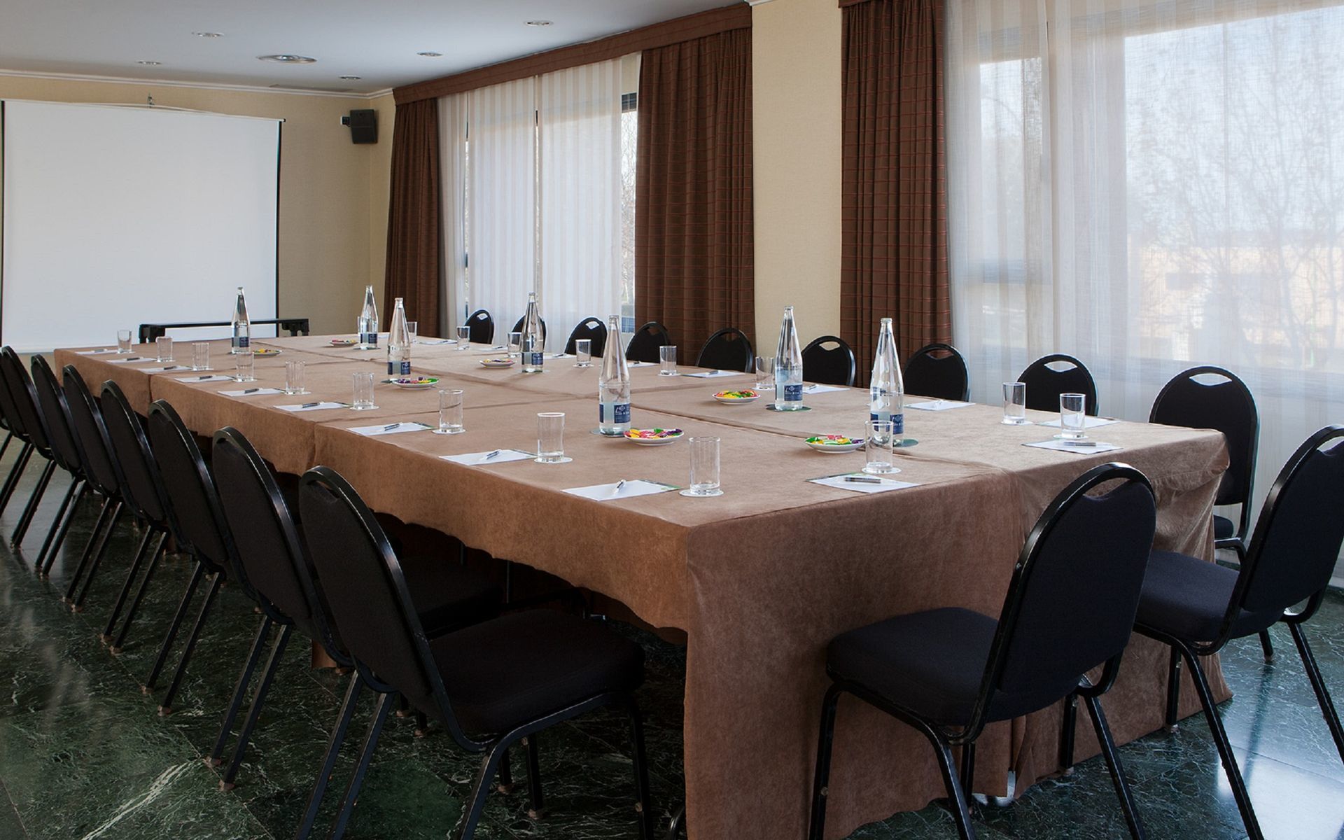Nh Ciudad De Cuenca Hotel Cuenca  Kültér fotó