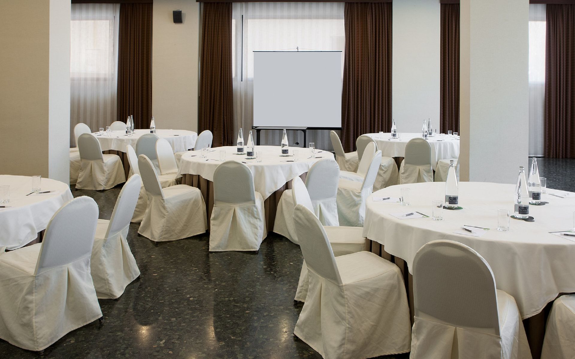 Nh Ciudad De Cuenca Hotel Cuenca  Kültér fotó