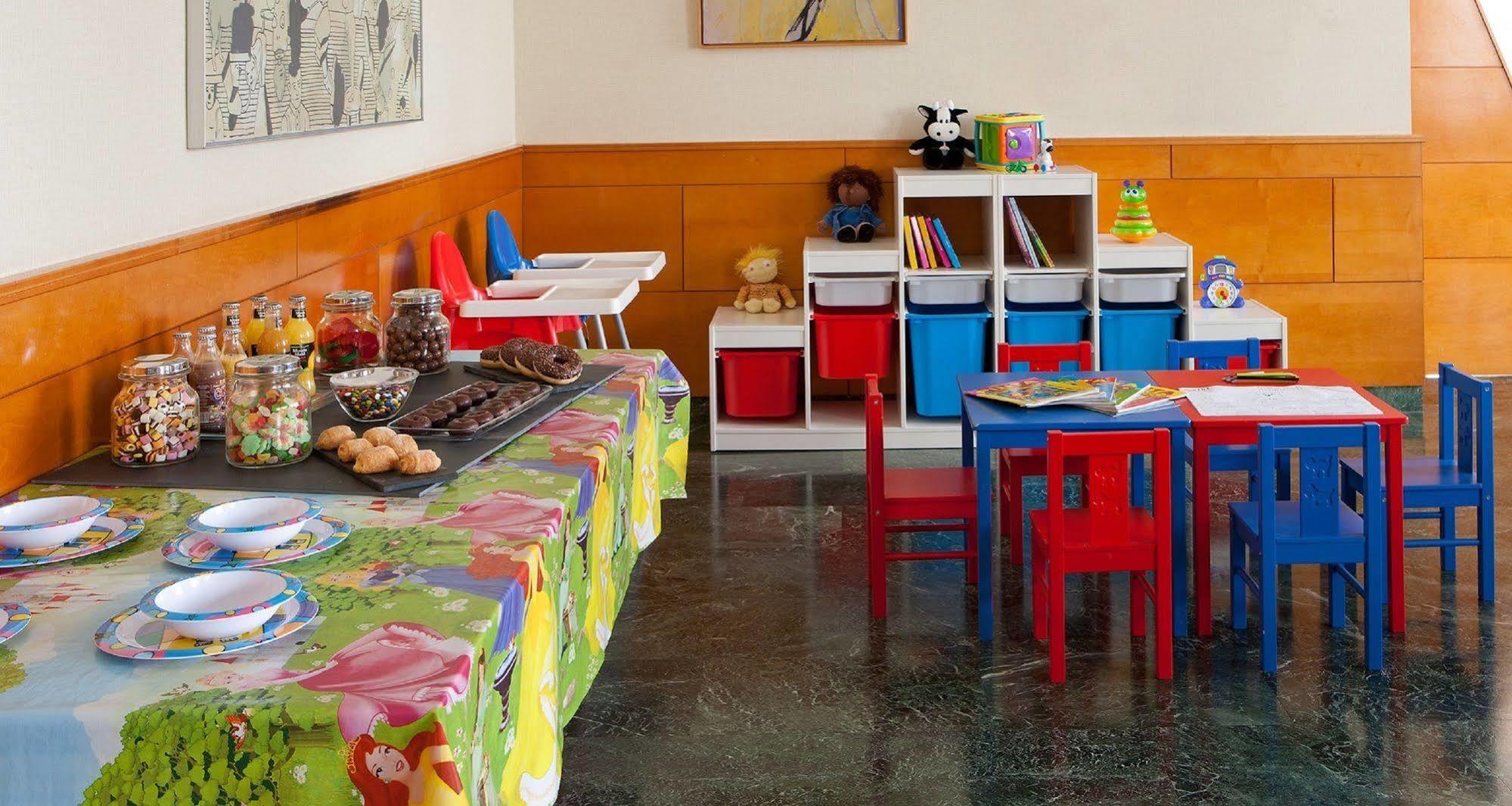 Nh Ciudad De Cuenca Hotel Cuenca  Kültér fotó